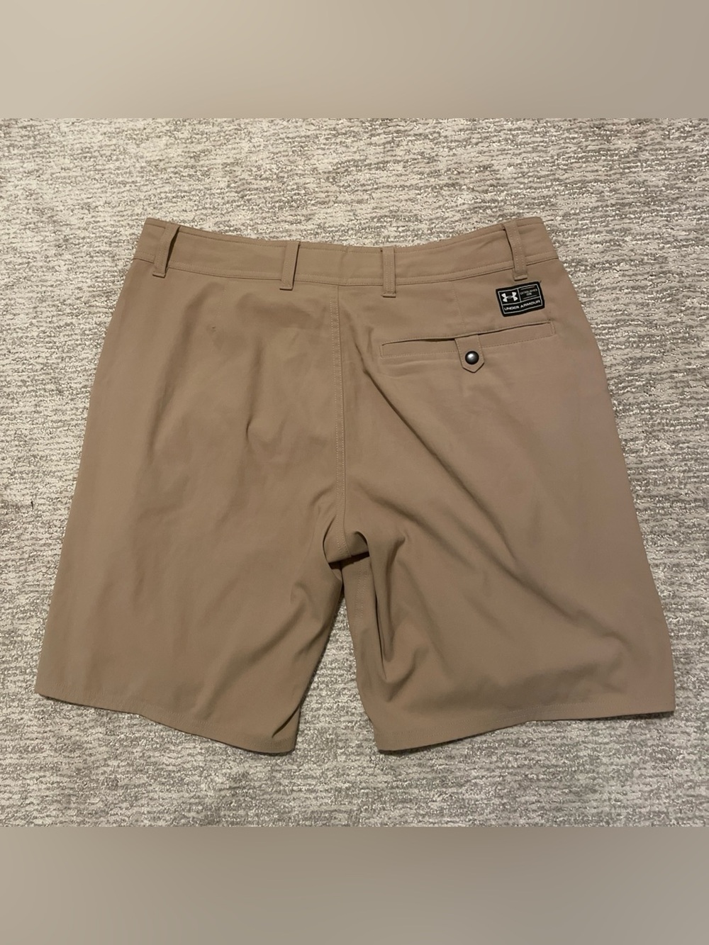 Under Armour Hybrid Tech HeatGear Shorts Brown Mens Size 36 Loose Lightweight - Picture 8 of 9